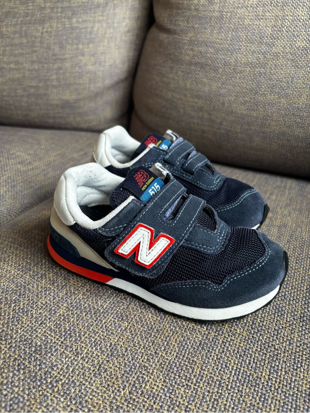 New Balance 11T Kids' 515 Navy Velcro Athletic Shoes